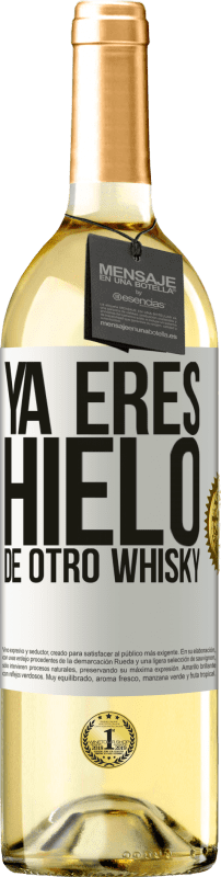 29,95 € Envío gratis | Vino Blanco Edición WHITE Ya eres hielo de otro whisky Etiqueta Blanca. Etiqueta personalizable Vino joven Cosecha 2023 Verdejo