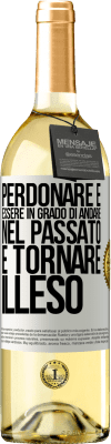 29,95 € Spedizione Gratuita | Vino bianco Edizione WHITE Perdonare è essere in grado di andare nel passato e tornare illeso Etichetta Bianca. Etichetta personalizzabile Vino giovane Raccogliere 2023 Verdejo