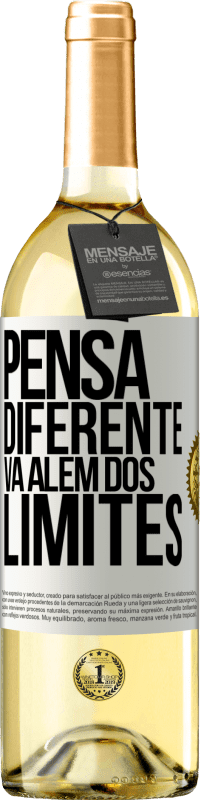 29,95 € Envio grátis | Vinho branco Edição WHITE Pensa diferente. Vá além dos limites Etiqueta Branca. Etiqueta personalizável Vinho jovem Colheita 2024 Verdejo