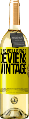 29,95 € Envoi gratuit | Vin blanc Édition WHITE Tu ne vieillis pas, tu deviens vintage Étiquette Jaune. Étiquette personnalisable Vin jeune Récolte 2023 Verdejo