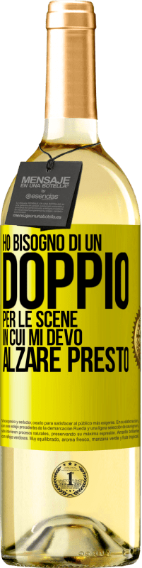 29,95 € Spedizione Gratuita | Vino bianco Edizione WHITE Ho bisogno di un doppio per le scene in cui mi devo alzare presto Etichetta Gialla. Etichetta personalizzabile Vino giovane Raccogliere 2024 Verdejo