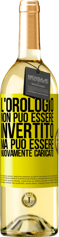 29,95 € Spedizione Gratuita | Vino bianco Edizione WHITE L'orologio non può essere invertito, ma può essere nuovamente caricato Etichetta Gialla. Etichetta personalizzabile Vino giovane Raccogliere 2024 Verdejo