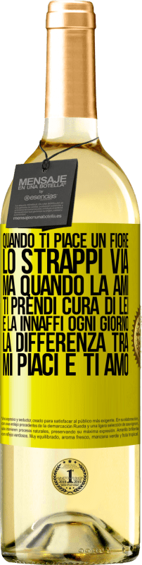 29,95 € Spedizione Gratuita | Vino bianco Edizione WHITE Quando ti piace un fiore, lo strappi via. Ma quando la ami, ti prendi cura di lei e la innaffi ogni giorno Etichetta Gialla. Etichetta personalizzabile Vino giovane Raccogliere 2024 Verdejo