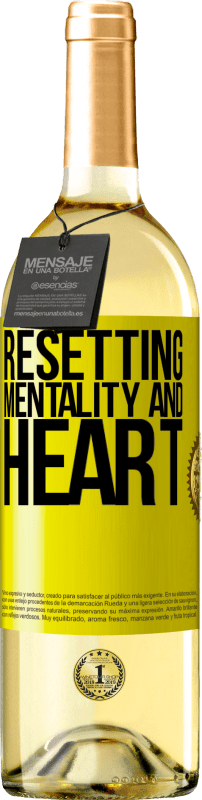 29,95 € Free Shipping | White Wine WHITE Edition Resetting mentality and heart Yellow Label. Customizable label Young wine Harvest 2024 Verdejo