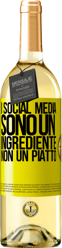 29,95 € Spedizione Gratuita | Vino bianco Edizione WHITE I social media sono un ingrediente, non un piatto Etichetta Gialla. Etichetta personalizzabile Vino giovane Raccogliere 2024 Verdejo