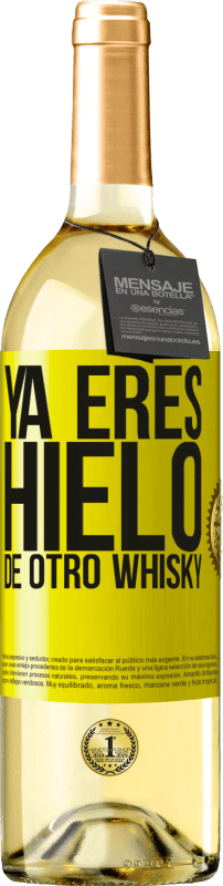 29,95 € Envío gratis | Vino Blanco Edición WHITE Ya eres hielo de otro whisky Etiqueta Amarilla. Etiqueta personalizable Vino joven Cosecha 2025 Verdejo