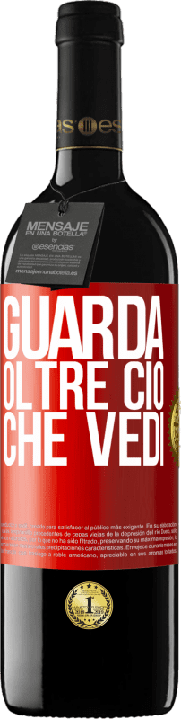 39,95 € Spedizione Gratuita | Vino rosso Edizione RED MBE Riserva Guarda oltre ciò che vedi Etichetta Rossa. Etichetta personalizzabile Riserva 12 Mesi Raccogliere 2016 Tempranillo