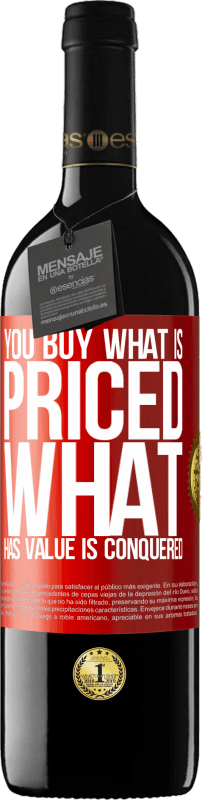 39,95 € Бесплатная доставка | Красное вино Издание RED MBE Бронировать Вы покупаете то, что оценено. Что имеет значение побеждено Красная метка. Настраиваемая этикетка Бронировать 12 Месяцы Урожай 2014 Tempranillo