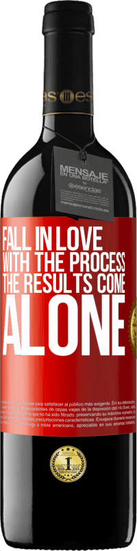 39,95 € Free Shipping | Red Wine RED Edition MBE Reserve Fall in love with the process, the results come alone Red Label. Customizable label Reserve 12 Months Harvest 2015 Tempranillo