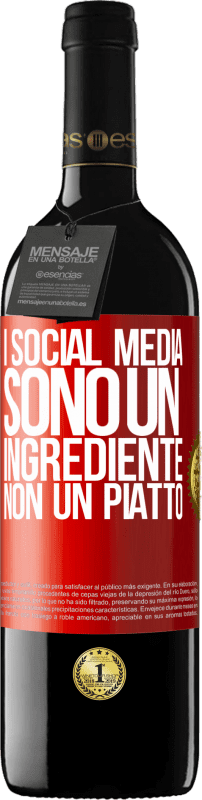 39,95 € Spedizione Gratuita | Vino rosso Edizione RED MBE Riserva I social media sono un ingrediente, non un piatto Etichetta Rossa. Etichetta personalizzabile Riserva 12 Mesi Raccogliere 2016 Tempranillo