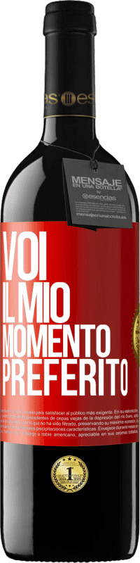 39,95 € Spedizione Gratuita | Vino rosso Edizione RED MBE Riserva Voi. Il mio momento preferito Etichetta Rossa. Etichetta personalizzabile Riserva 12 Mesi Raccogliere 2014 Tempranillo