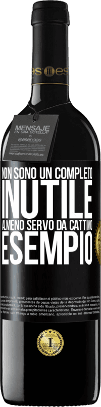 39,95 € Spedizione Gratuita | Vino rosso Edizione RED MBE Riserva Non sono un completo inutile ... Almeno servo da cattivo esempio Etichetta Nera. Etichetta personalizzabile Riserva 12 Mesi Raccogliere 2016 Tempranillo