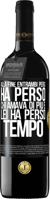 39,95 € Spedizione Gratuita | Vino rosso Edizione RED MBE Riserva Alla fine, entrambi persi. Ha perso chi amava di più e lei ha perso tempo Etichetta Nera. Etichetta personalizzabile Riserva 12 Mesi Raccogliere 2016 Tempranillo