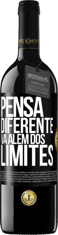 39,95 € Envio grátis | Vinho tinto Edição RED MBE Reserva Pensa diferente. Vá além dos limites Etiqueta Preta. Etiqueta personalizável Reserva 12 Meses Colheita 2014 Tempranillo