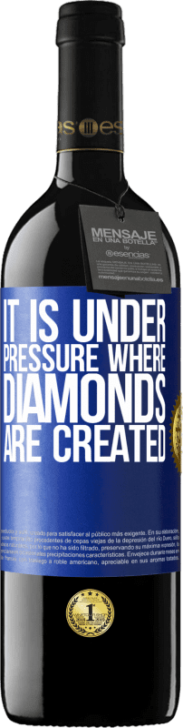 39,95 € 免费送货 | 红酒 RED版 MBE 预订 制造钻石的压力很大 蓝色标签. 可自定义的标签 预订 12 个月 收成 2014 Tempranillo