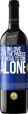 39,95 € Free Shipping | Red Wine RED Edition MBE Reserve Fall in love with the process, the results come alone Blue Label. Customizable label Reserve 12 Months Harvest 2016 Tempranillo