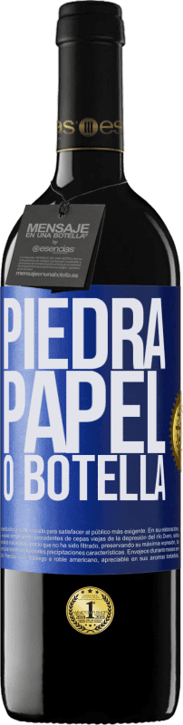 39,95 € Envío gratis | Vino Tinto Edición RED MBE Reserva Piedra, papel o botella Etiqueta Azul. Etiqueta personalizable Reserva 12 Meses Cosecha 2015 Tempranillo