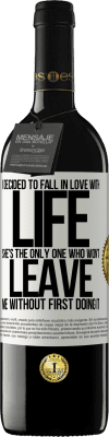 39,95 € Free Shipping | Red Wine RED Edition MBE Reserve I decided to fall in love with life. She's the only one who won't leave me without first doing it White Label. Customizable label Reserve 12 Months Harvest 2015 Tempranillo