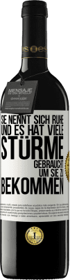 39,95 € Kostenloser Versand | Rotwein RED Ausgabe MBE Reserve Sie nennt sich Ruhe, und es hat viele Stürme gebraucht, um sie zu bekommen Weißes Etikett. Anpassbares Etikett Reserve 12 Monate Ernte 2014 Tempranillo