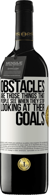 39,95 € 送料無料 | 赤ワイン REDエディション MBE 予約する 障害とは、人々が自分の目標を見ることをやめるときに見るものです ホワイトラベル. カスタマイズ可能なラベル 予約する 12 月 収穫 2016 Tempranillo