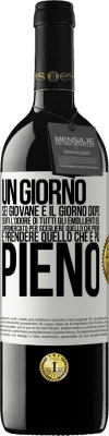 39,95 € Spedizione Gratuita | Vino rosso Edizione RED MBE Riserva Un giorno sei giovane e il giorno dopo, senti l'odore di tutti gli emollienti del supermercato per scegliere quello che Etichetta Bianca. Etichetta personalizzabile Riserva 12 Mesi Raccogliere 2015 Tempranillo