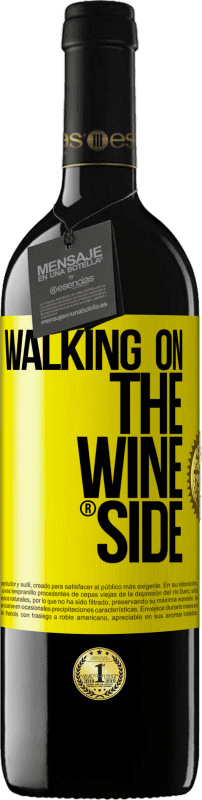 29,95 € Kostenloser Versand | Rotwein RED Ausgabe Crianza 6 Monate Walking on the Wine Side® Gelbes Etikett. Anpassbares Etikett Lagern in Eichenfässern 6 Monate Ernte 2020 Tempranillo