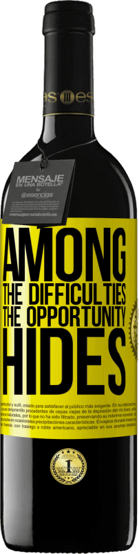 39,95 € 免费送货 | 红酒 RED版 MBE 预订 机会掩盖的困难之中 黄色标签. 可自定义的标签 预订 12 个月 收成 2016 Tempranillo