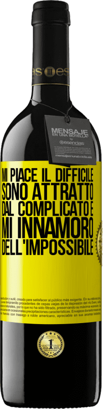 39,95 € Spedizione Gratuita | Vino rosso Edizione RED MBE Riserva Mi piace il difficile, sono attratto dal complicato e mi innamoro dell'impossibile Etichetta Gialla. Etichetta personalizzabile Riserva 12 Mesi Raccogliere 2015 Tempranillo