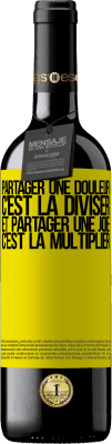 39,95 € Envoi gratuit | Vin rouge Édition RED MBE Réserve Partager une douleur, c'est la diviser et partager une joie, c'est la multiplier Étiquette Jaune. Étiquette personnalisable Réserve 12 Mois Récolte 2014 Tempranillo