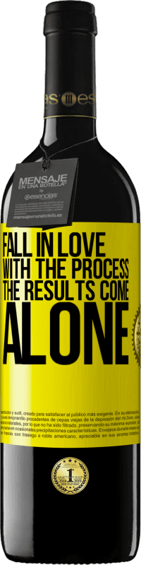 39,95 € Free Shipping | Red Wine RED Edition MBE Reserve Fall in love with the process, the results come alone Yellow Label. Customizable label Reserve 12 Months Harvest 2016 Tempranillo