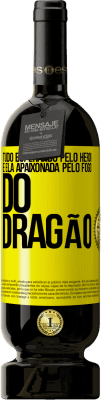49,95 € Envio grátis | Vinho tinto Edição Premium MBS® Reserva Tudo esperando pelo herói e ela apaixonada pelo fogo do dragão Etiqueta Amarela. Etiqueta personalizável Reserva 12 Meses Colheita 2016 Tempranillo