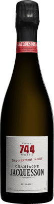157,95 € 送料無料 | 白のスパークリングワイン Jacquesson 744 Cuvée, VT Vendange Tardive — 遅摘み A.O.C. Champagne シャンパン フランス Pinot Noir — ピノ・ノワール, Chardonnay — シャルドネ, Pinot Meunier — ピノ・ムニエ 75 cl
