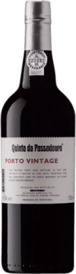 93,95 € 免费送货 | 甜葡萄酒 Quinta do Noval Passadouro Vintage I.G. Douro 波尔图 葡萄牙 Sousón — Sousão — 苏桑, Touriga Franca, Touriga Nacional, Tinta Roriz, Tinta Cão 75 cl