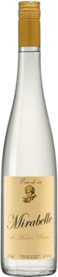 24,95 € Spedizione Gratuita | Grappa Orujo Maitre Pierre Francia 70 cl Mirabelle — Mirabella