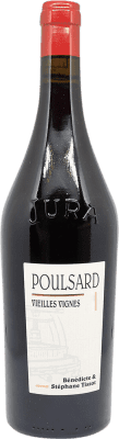 68,95 € Spedizione Gratuita | Vino Rosso Tissot VV Vieilles Vignes — Vigne Vecchie A.O.C. Arbois Jura Francia Poulsard Bottiglia Magnum 1,5 L