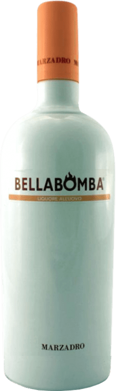 23,95 € Envío gratis | Licores Marzadro Bellabomba all' Uovo Eierlikör Italia Botella 1 L