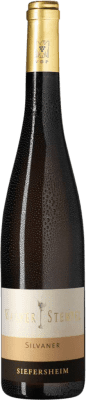 26,95 € Envío gratis | Vino blanco Wagner-Stempel Seco Reserva Q.b.A. Rheinhessen Rheinhessen Alemania Silvaner Botella 75 cl