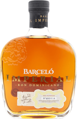 22,95 € Envío gratis | Ron Barceló Imperial República Dominicana Media Botella 37 cl