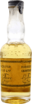 228,95 € Spedizione Gratuita | Liquori Chartreuse Amarillo Esemplare da Collezione Francia Bottiglia Miniatura 5 cl