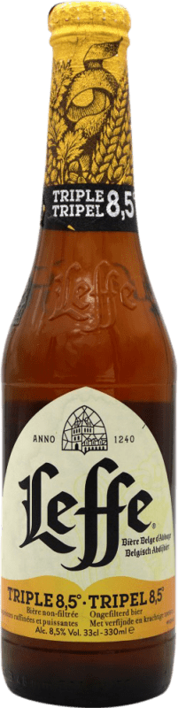3,95 € 免费送货 | 啤酒 Leffe Triple Triple Malt — 三重麦芽 西班牙 三分之一升瓶 33 cl