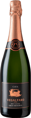 18,95 € Envoi gratuit | Blanc mousseux Vegalfaro Brut Nature Grande Réserve D.O. Cava Catalogne Espagne Macabeo, Chardonnay Bouteille 75 cl