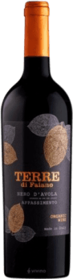 10,95 € Kostenloser Versand | Rotwein Terre di Faiano Jung D.O.C. Sicilia Sizilien Italien Nero d'Avola 75 cl