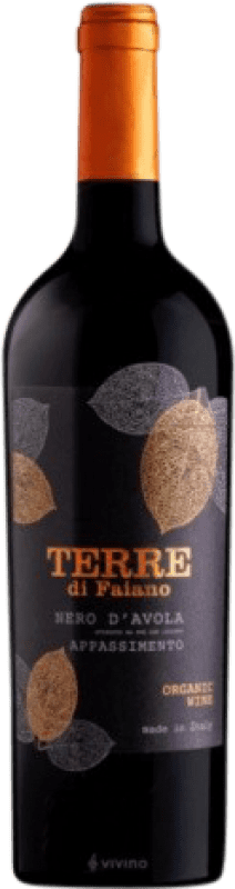 10,95 € 免费送货 | 红酒 Terre di Faiano 年轻的 D.O.C. Sicilia 西西里岛 意大利 Nero d'Avola 瓶子 75 cl