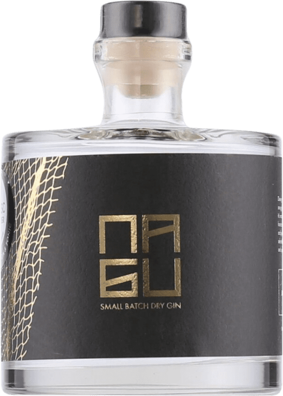 35,95 € Envio grátis | Genever Gin Nagu Small Batch Finlândia Garrafa Medium 50 cl