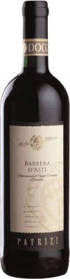 6,95 € Envío gratis | Vino Tinto Re Manfredi Patrizi Barrica D.O.C. Barbera d'Asti Piemonte Italia Barbera 75 cl