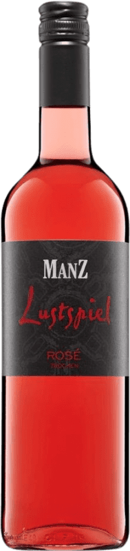 11,95 € 免费送货 | 玫瑰酒 Manz Lustspiel Rosé 干 Q.b.A. Rheinhessen Rheinhessen 德国 瓶子 75 cl