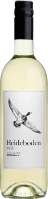 10,95 € Envío gratis | Vino blanco Münzenrieder Heideboden Weiß Selection I.G. Burgenland Burgenland Austria Nebbiolo, Chardonnay, Grüner Veltliner, Moscatel Botella 75 cl
