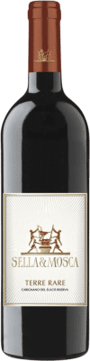 19,95 € 免费送货 | 红酒 Sella e Mosca Terre Rare 预订 D.O.C. Carignano del Sulcis Cerdeña 意大利 Carignan 瓶子 75 cl