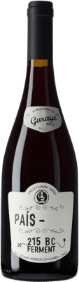 26,95 € Spedizione Gratuita | Vino rosso Garage Wine 215 BC Ferment I.G. Valle del Maule Valle del Maule Chile Listán Nero Bottiglia 75 cl
