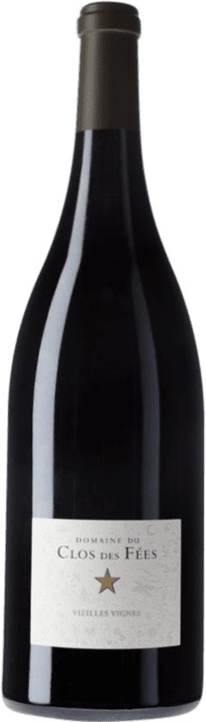 74,95 € Spedizione Gratuita | Vino rosso Le Clos des Fées Vieilles Vignes I.G.P. Vin de Pays Côtes Catalanes Linguadoca-Rossiglione Francia Syrah, Grenache, Carignan Bottiglia Magnum 1,5 L